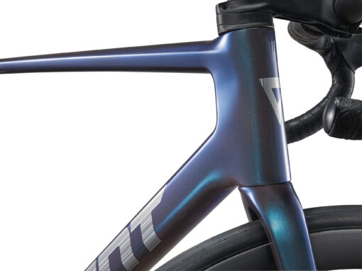 TCR Advanced Pro 0 Di2 Novità 2025 - immagine 4